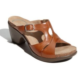 Dansko Cai Brown Leather Strappy Sandal
